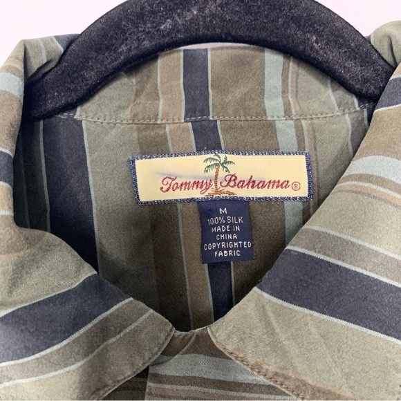 Tommy Bahama green stripe Hawaiian short sleeve button up silk shirt - Picture 4 of 8